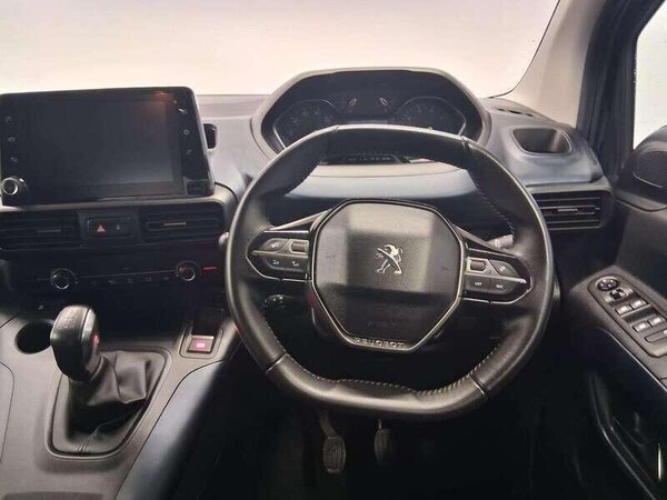 Used Peugeot Rifter 2019 for sale - 76136922: Photo 11