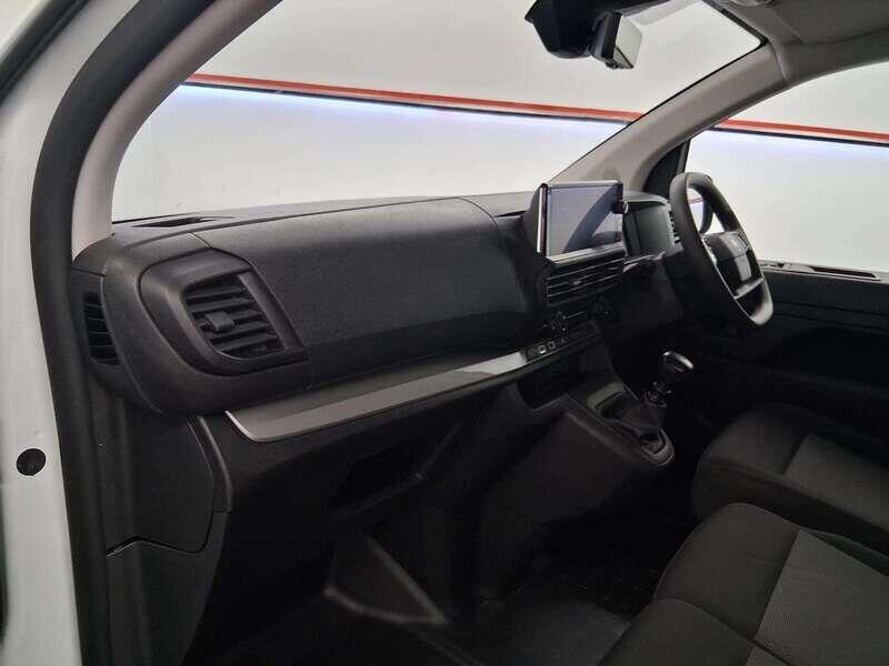 Used Citroen Dispatch 2024 for sale - 76282628: Photo 13