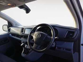 Used Vauxhall Vivaro 2022 for sale - 77461335: Photo