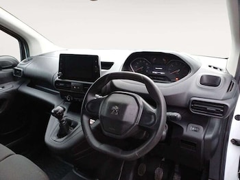 Used Peugeot Partner 2022 for sale - 77234572: Photo