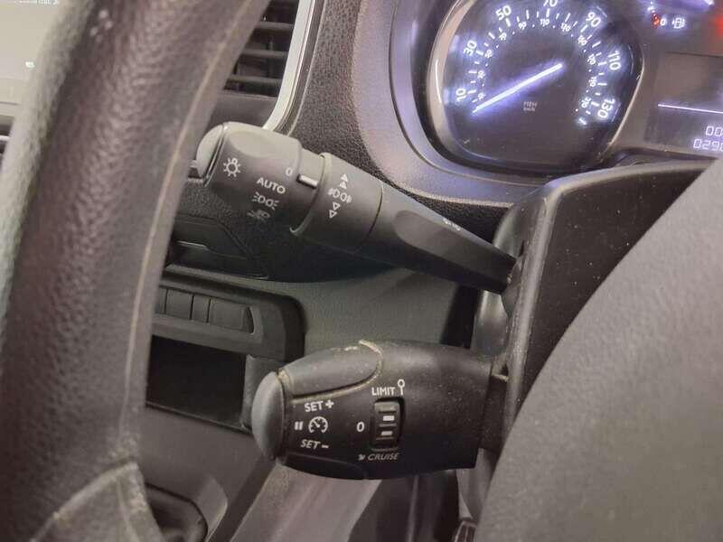 Used Vauxhall Vivaro 2019 for sale - 76484473: Photo 18