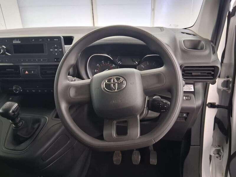 Used Toyota ProAce 2022 for sale - 76988902: Photo 10