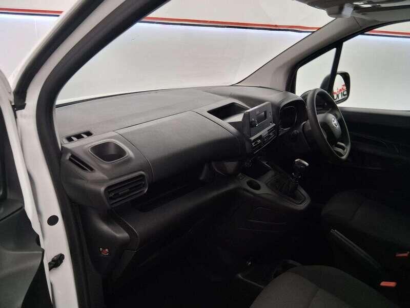 Used Toyota ProAce 2022 for sale - 76988902: Photo 13
