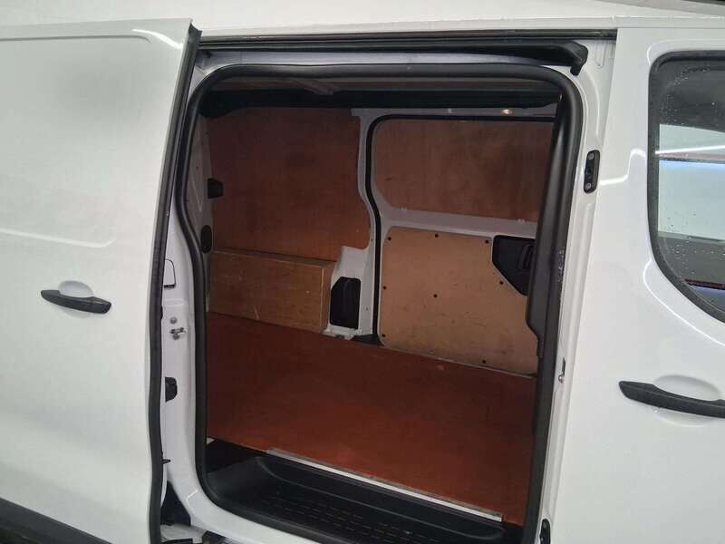 Used Vauxhall Vivaro 2024 for sale - 77104672: Photo 7