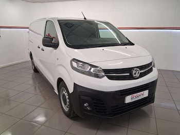 Vauxhall Vivaro feature image
