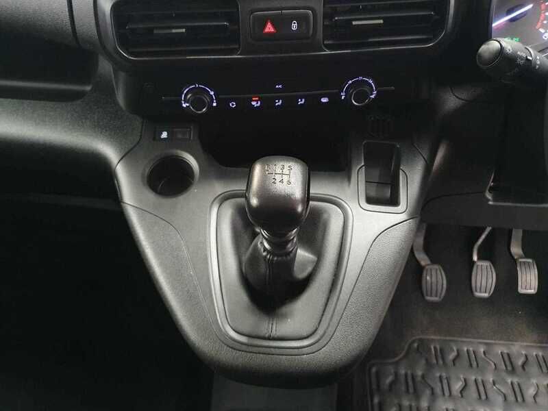 Used Toyota ProAce 2022 for sale - 77045038: Photo 15