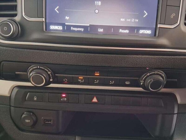 Used Vauxhall Vivaro 2023 for sale - 76247194: Photo 16
