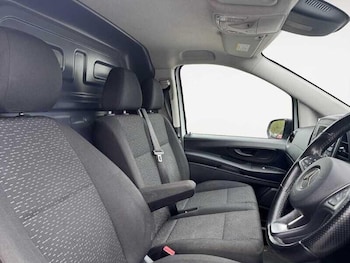 Used Mercedes-Benz Vito 2021 for sale - 76136131: Photo 4