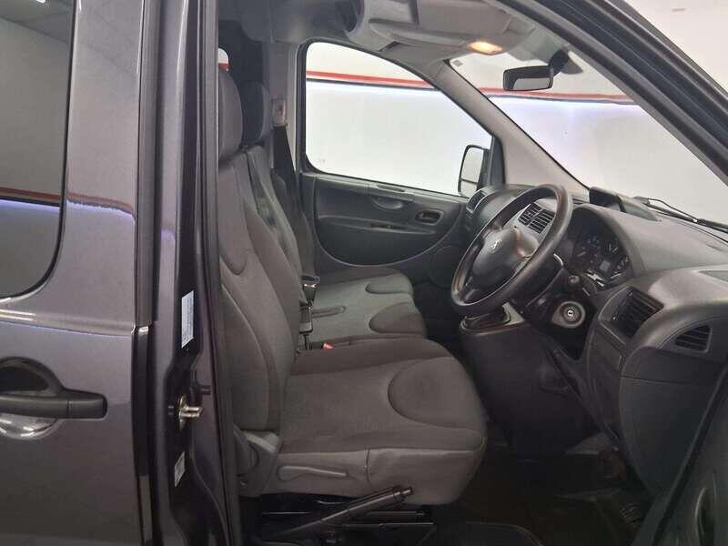 Used Peugeot Partner Tepee 2016 for sale - 76138136: Photo 12