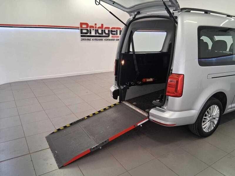 Used Volkswagen Caddy Maxi Life 2019 for sale - 76988527: Photo 8