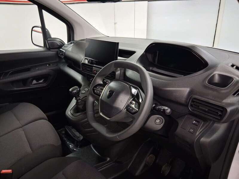 Used Peugeot Partner 2024 for sale - 77069914: Photo 11