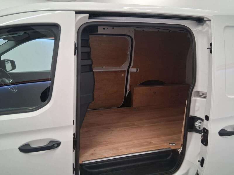 Used Volkswagen Caddy Maxi 2022 for sale - 77814231: Photo 8