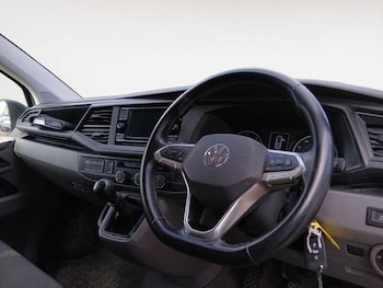 Used Volkswagen Transporter 2022 for sale - 78767073: Photo