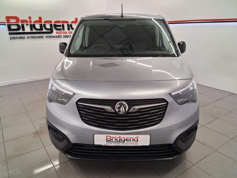 Used Vauxhall Combo 2024 for sale - 77045050: Photo 2