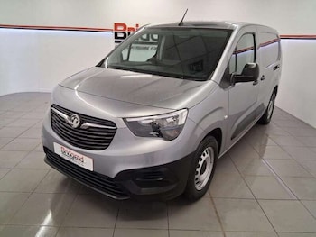 Used Vauxhall Combo 2024 for sale - 77045050: Photo