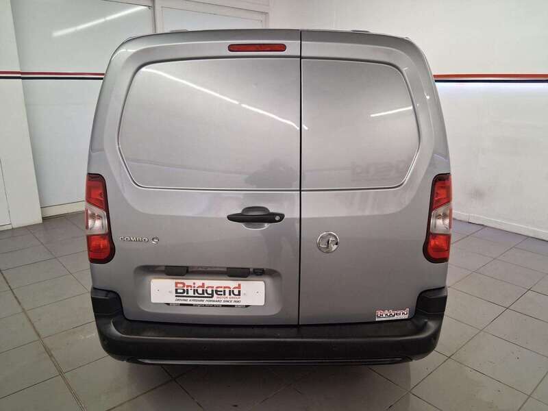 Used Vauxhall Combo 2024 for sale - 77045050: Photo 5