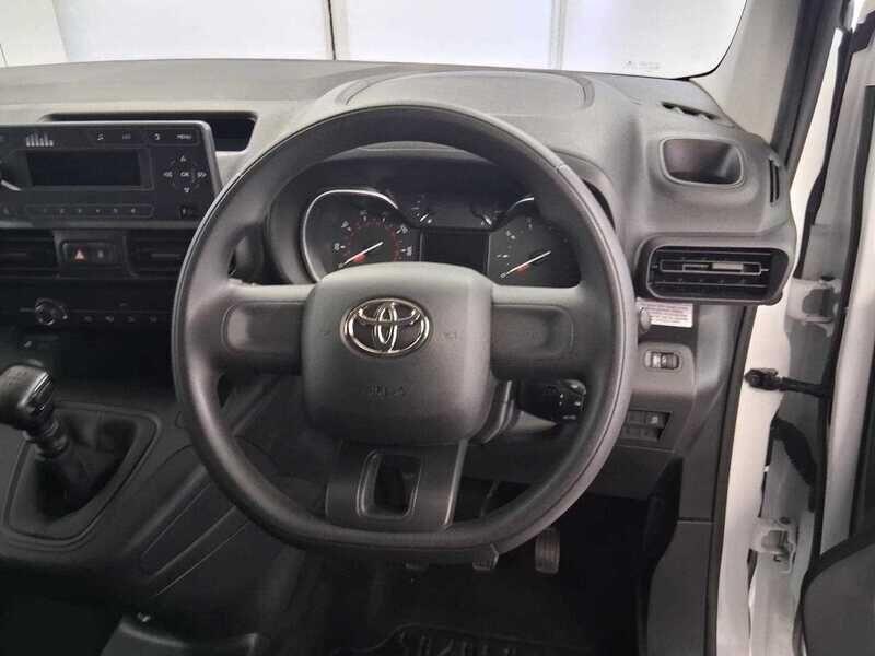 Used Toyota ProAce 2022 for sale - 76992345: Photo 10