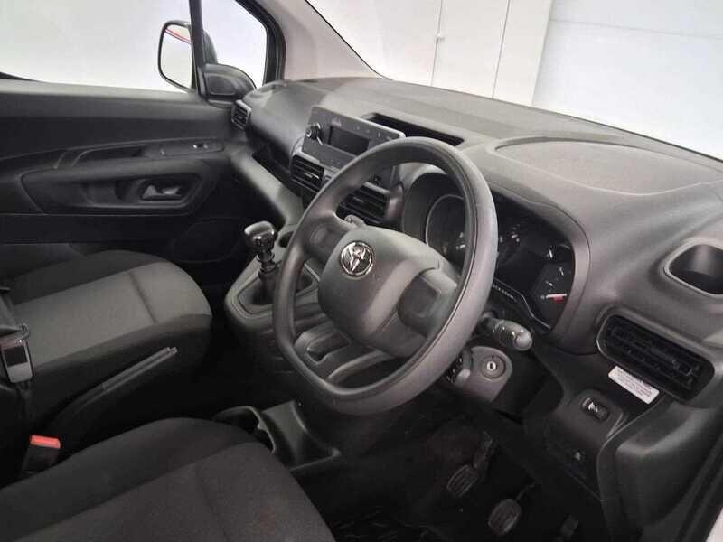 Used Toyota ProAce 2022 for sale - 76992345: Photo 11