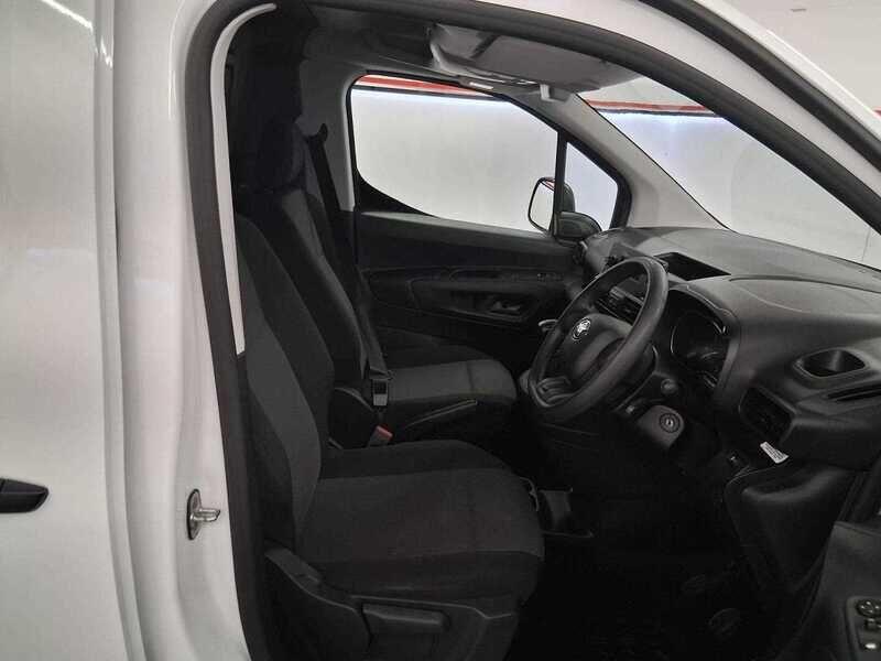 Used Toyota ProAce 2022 for sale - 76992345: Photo 12