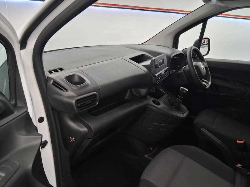 Used Toyota ProAce 2022 for sale - 76992345: Photo 13