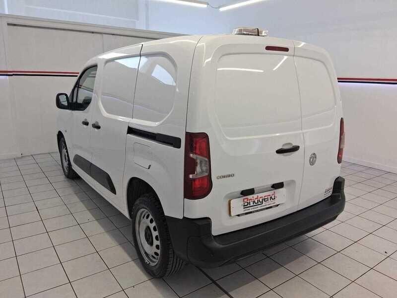 Used Vauxhall Combo 2022 for sale - 76485569: Photo 4
