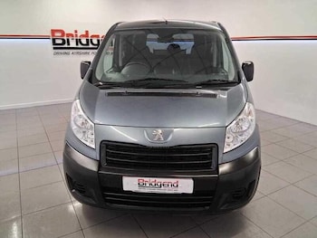 Used Peugeot Partner Tepee 2014 for sale - 74945734: Photo