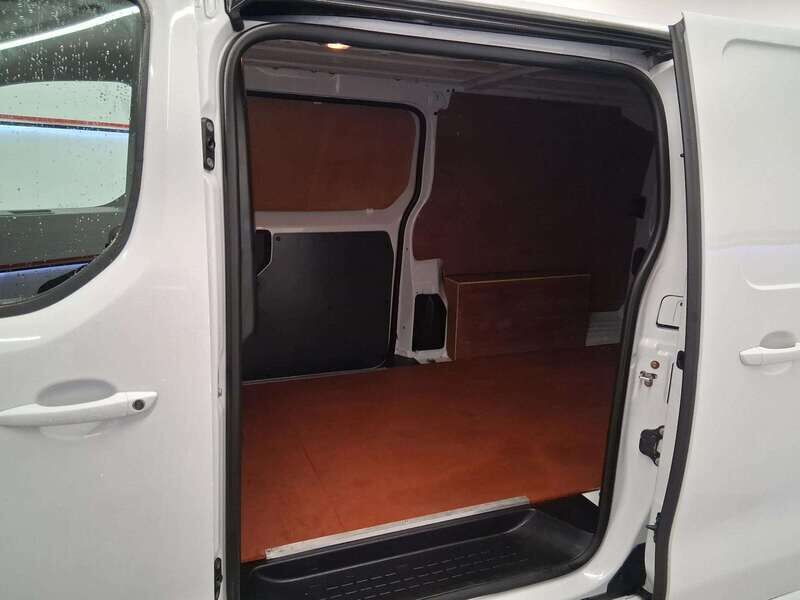 Used Vauxhall Vivaro 2022 for sale - 77814237: Photo 8