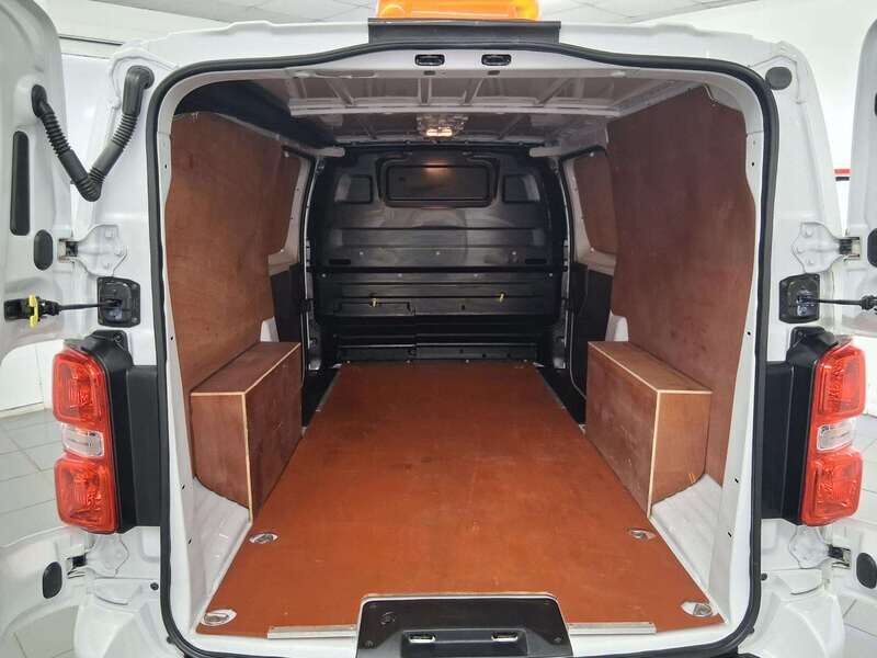 Used Vauxhall Vivaro 2022 for sale - 77814237: Photo 9