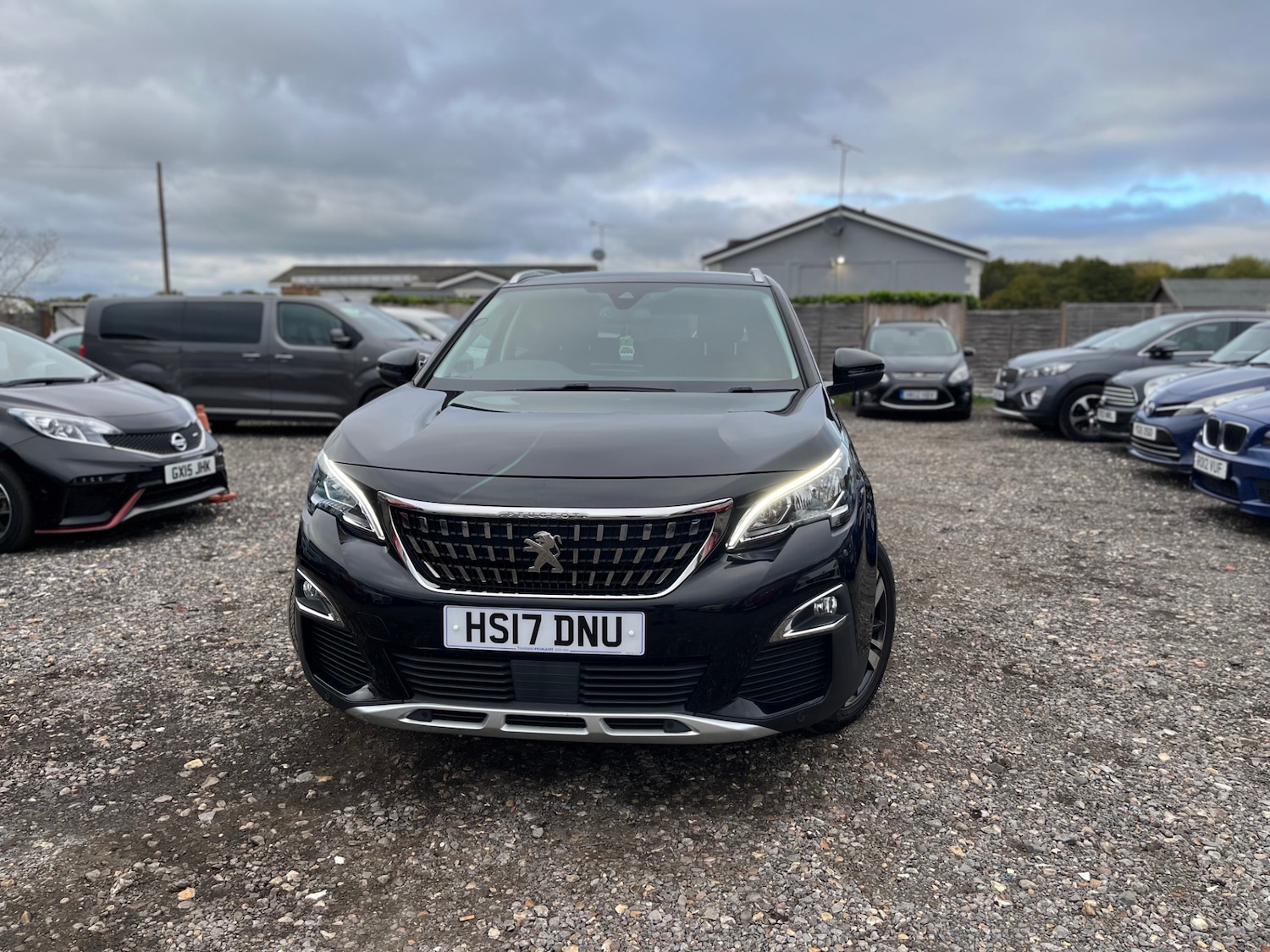 Used Peugeot 3008 2017 for sale - 76280614: Photo 3