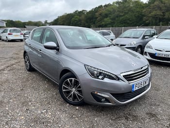 Used Peugeot 308 2015 for sale - 79854844: Photo