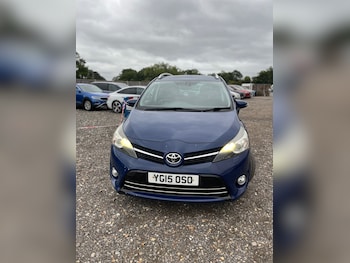 Used Toyota Verso 2015 for sale - 75518176: Photo
