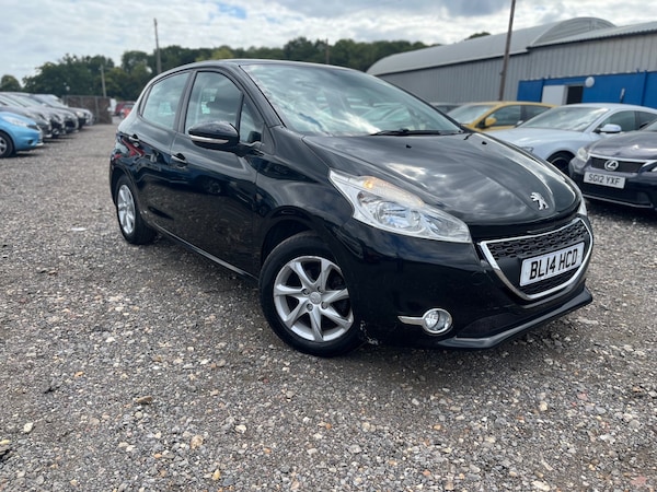 Used Peugeot 208 2014 for sale - 75668217: Photo 1