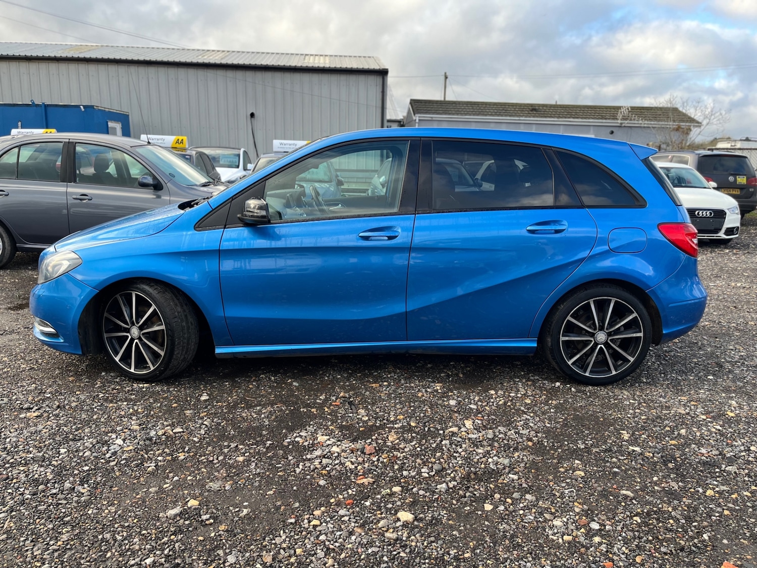 Used Mercedes-Benz B Class 2014 for sale - 76910918: Photo 11