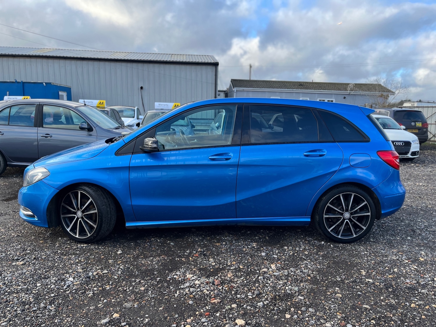 Used Mercedes-Benz B Class 2014 for sale - 76910918: Photo 4