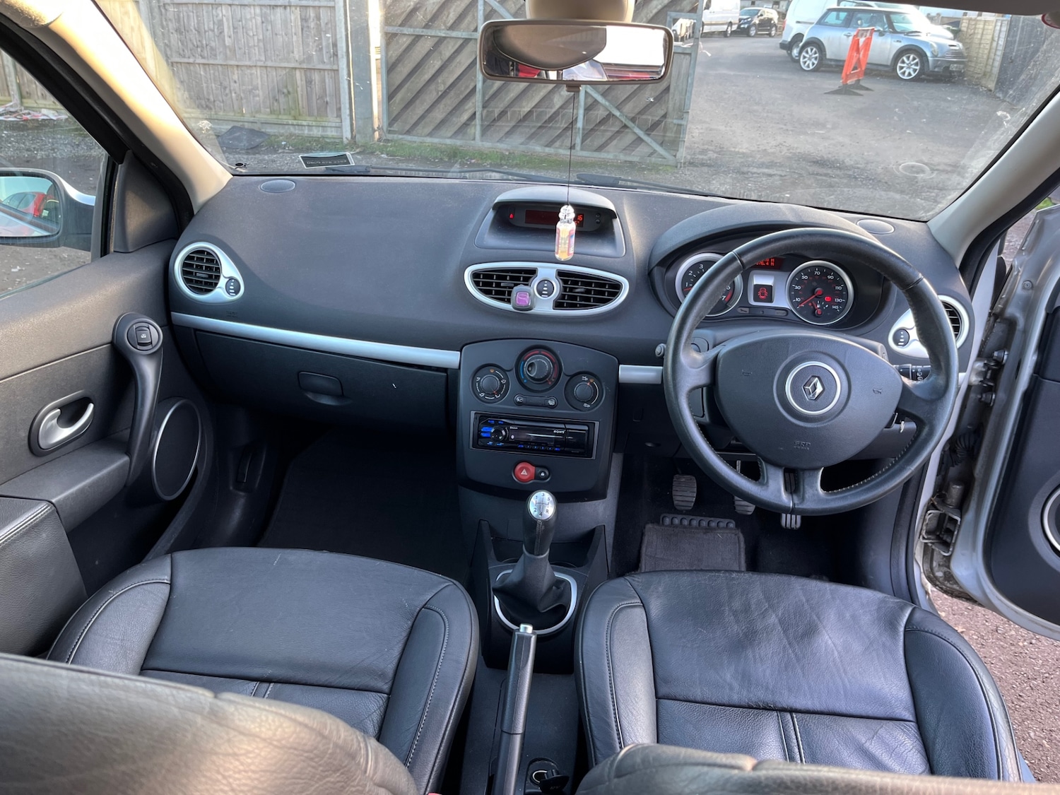 Used Renault Clio 2008 for sale - 77073409: Photo 9