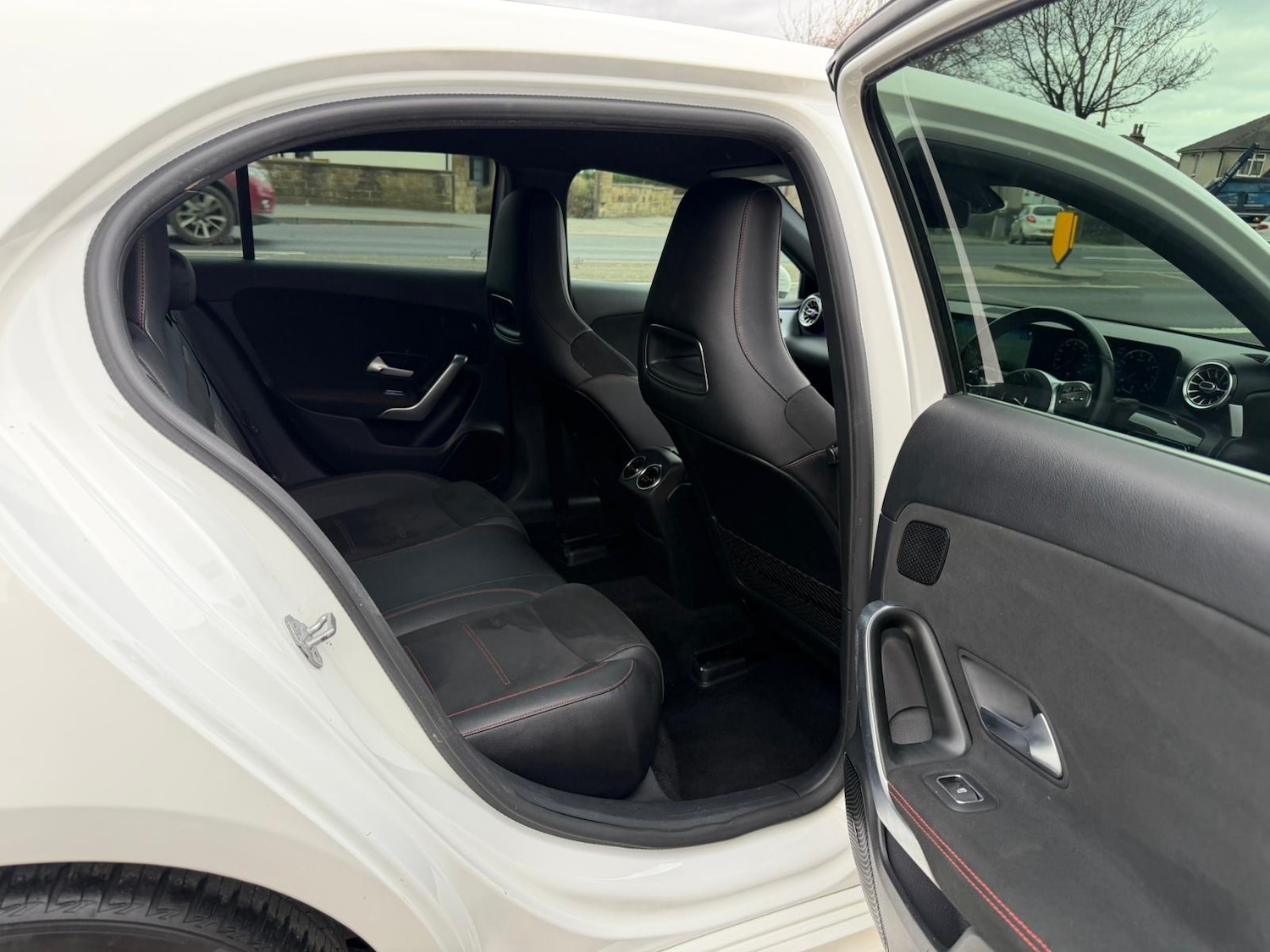 Used Mercedes-Benz A-Class 2018 for sale - 77721740: Photo 9