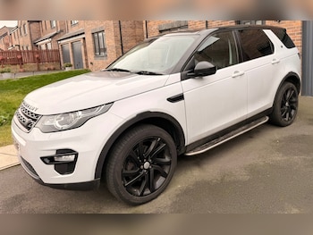 Land Rover Discovery Sport feature image