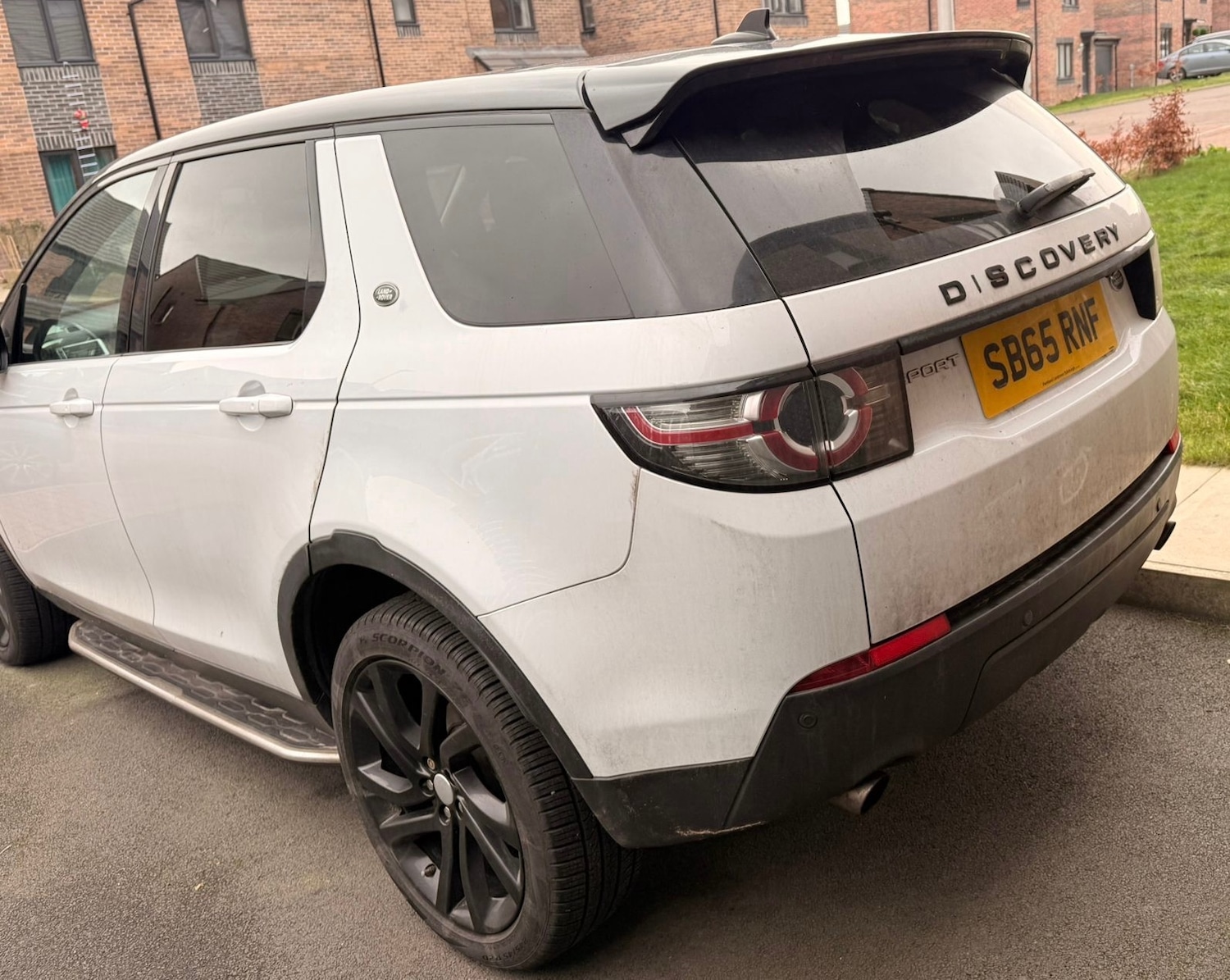 Used Land Rover Discovery Sport 2016 for sale - 77412756: Photo 3