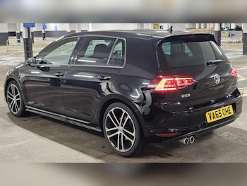 Used Volkswagen Golf 2016 for sale - 77721826: Photo