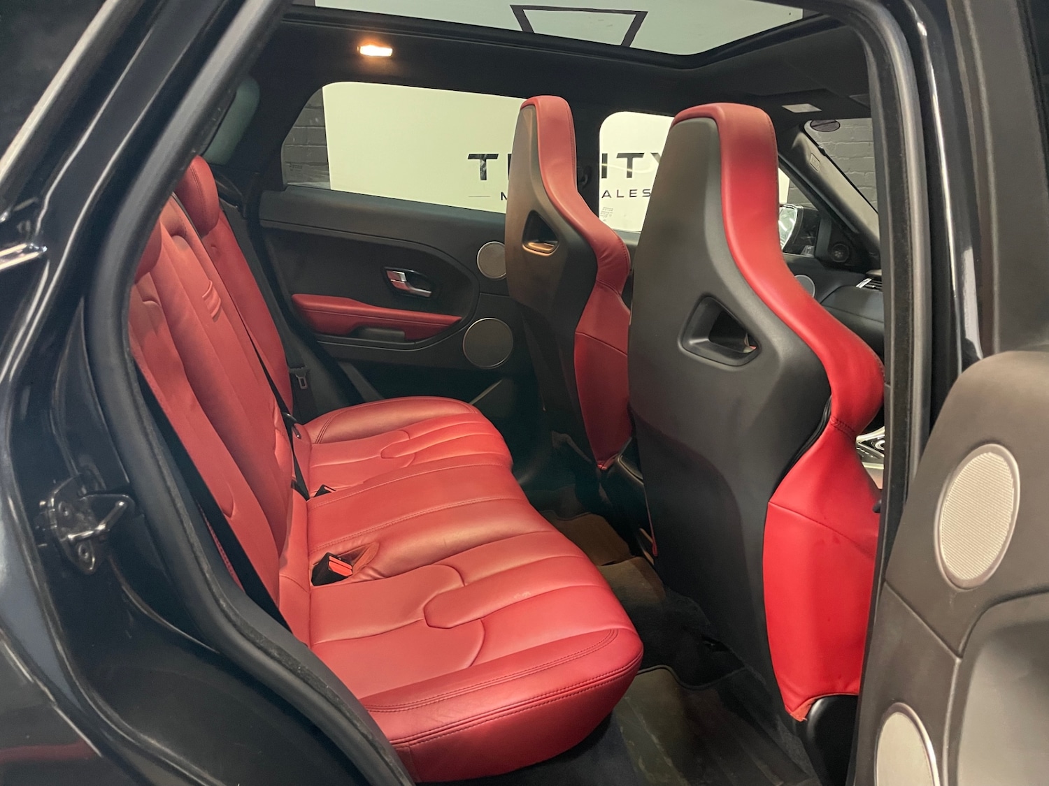 Used Land Rover Range Rover Evoque 2012 for sale - 76585609: Photo 28