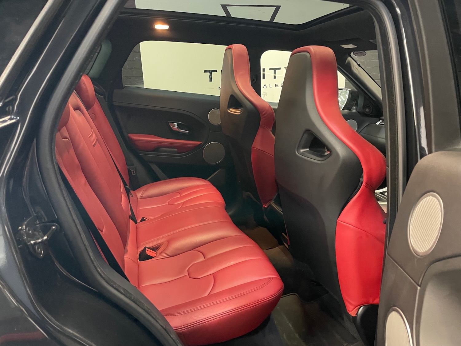 Used Land Rover Range Rover Evoque 2012 for sale - 76585609: Photo 30