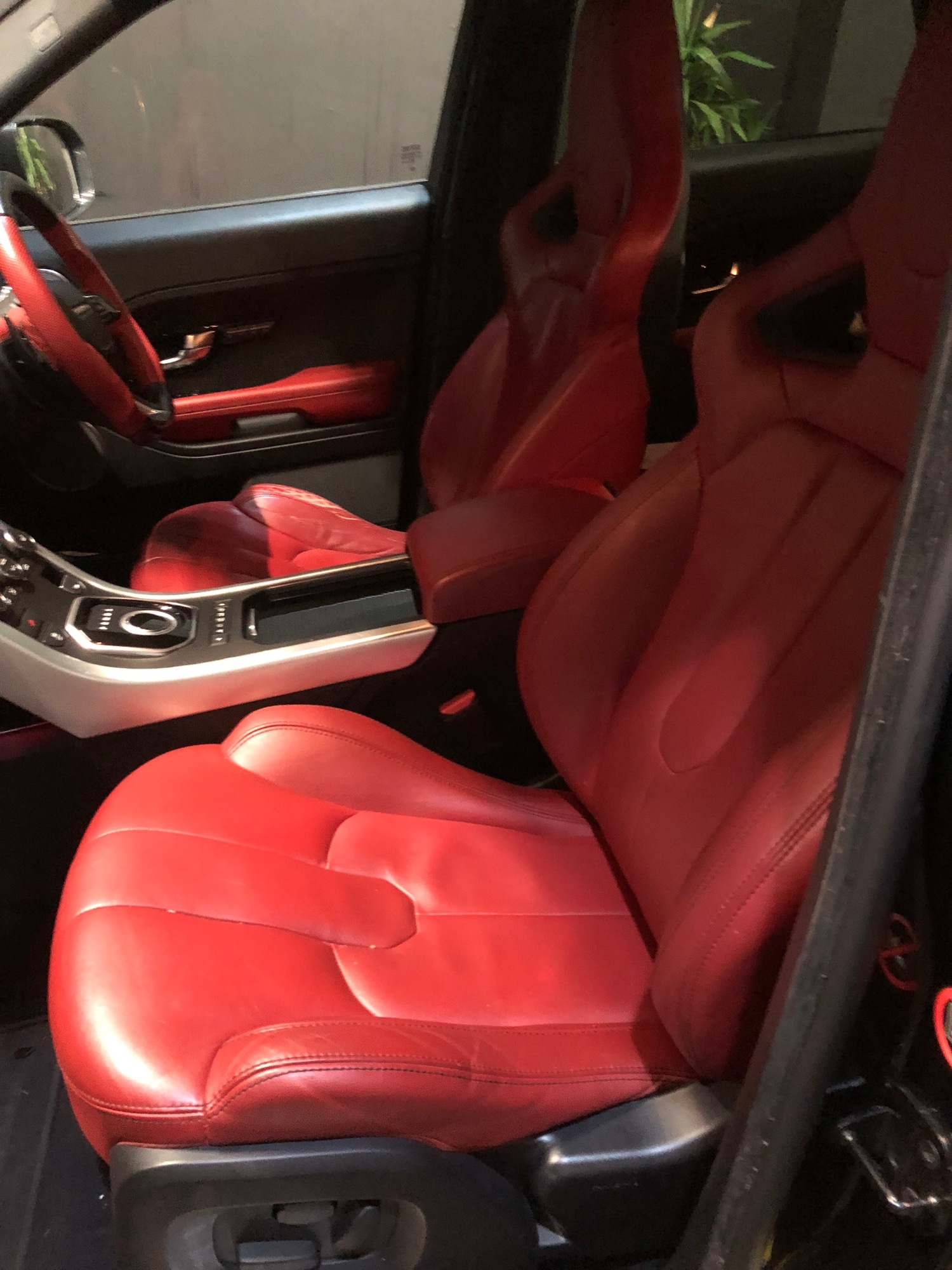 Used Land Rover Range Rover Evoque 2012 for sale - 76585609: Photo 6