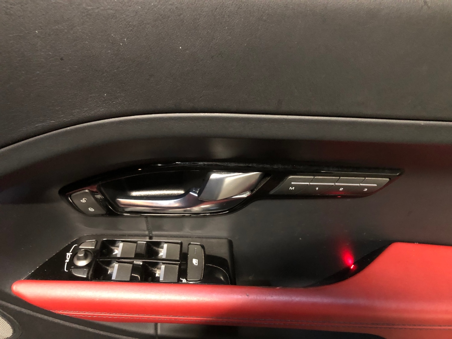 Used Land Rover Range Rover Evoque 2012 for sale - 76585609: Photo 8