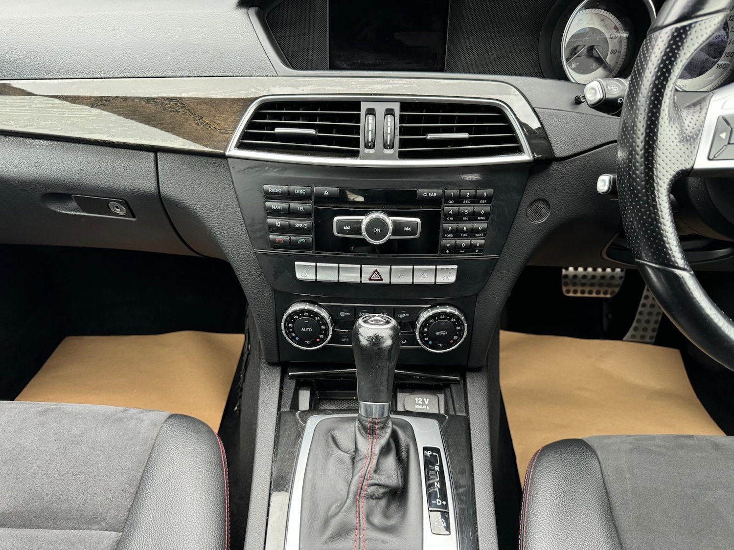 Used Mercedes-Benz C Class 2013 for sale - 76627319: Photo 10