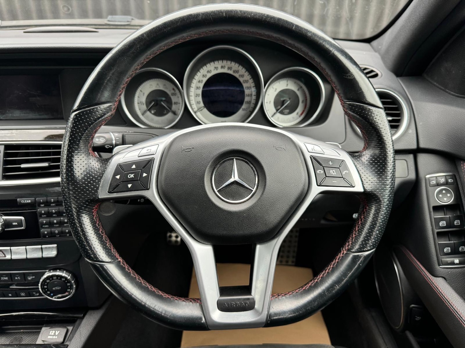 Used Mercedes-Benz C Class 2013 for sale - 76627319: Photo 12