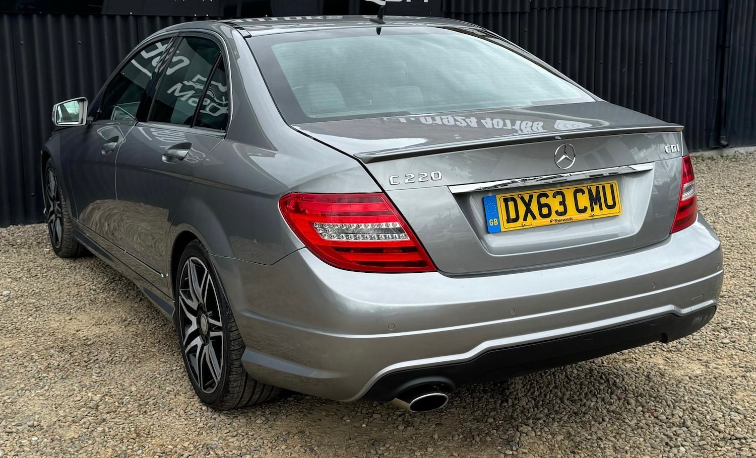 Used Mercedes-Benz C Class 2013 for sale - 76627319: Photo 4