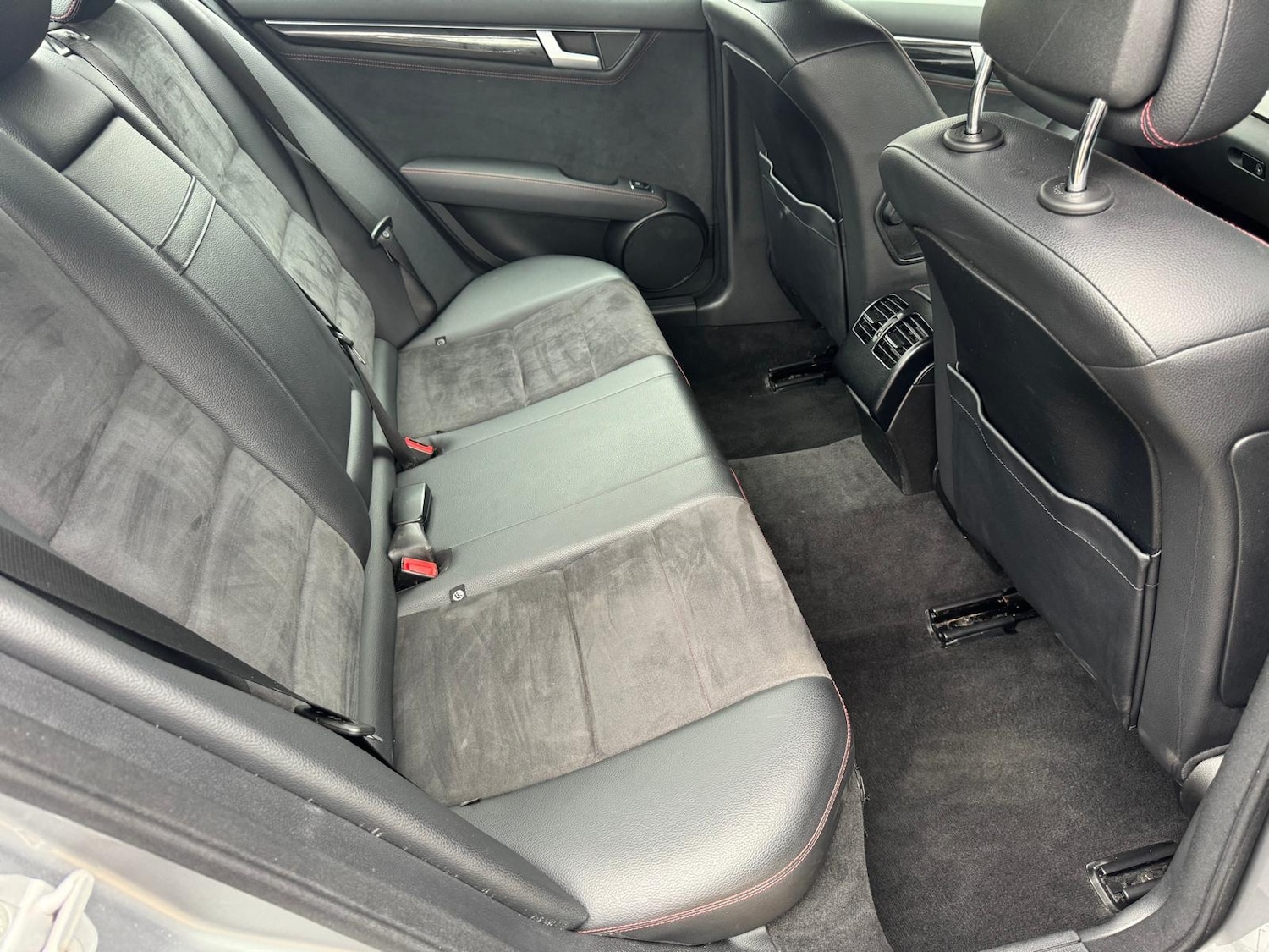 Used Mercedes-Benz C Class 2013 for sale - 76627319: Photo 6