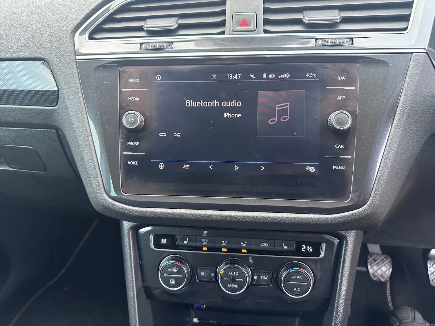 Used Volkswagen Tiguan 2017 for sale - 77400093: Photo 10