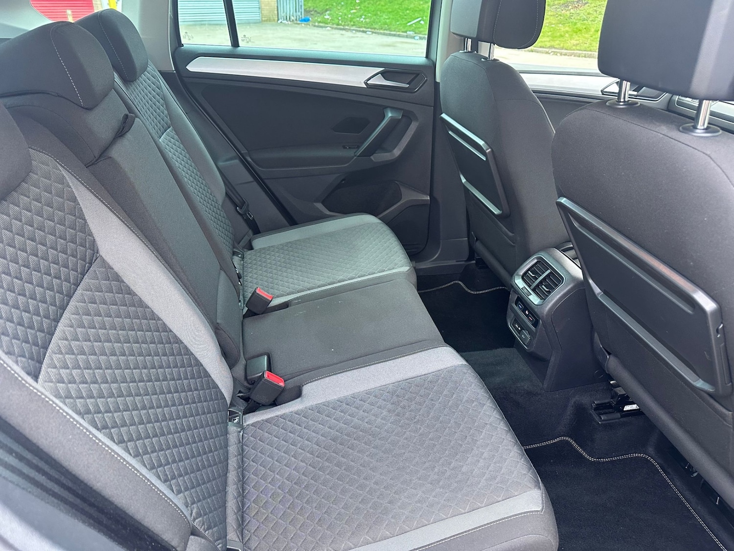 Used Volkswagen Tiguan 2017 for sale - 77400093: Photo 6