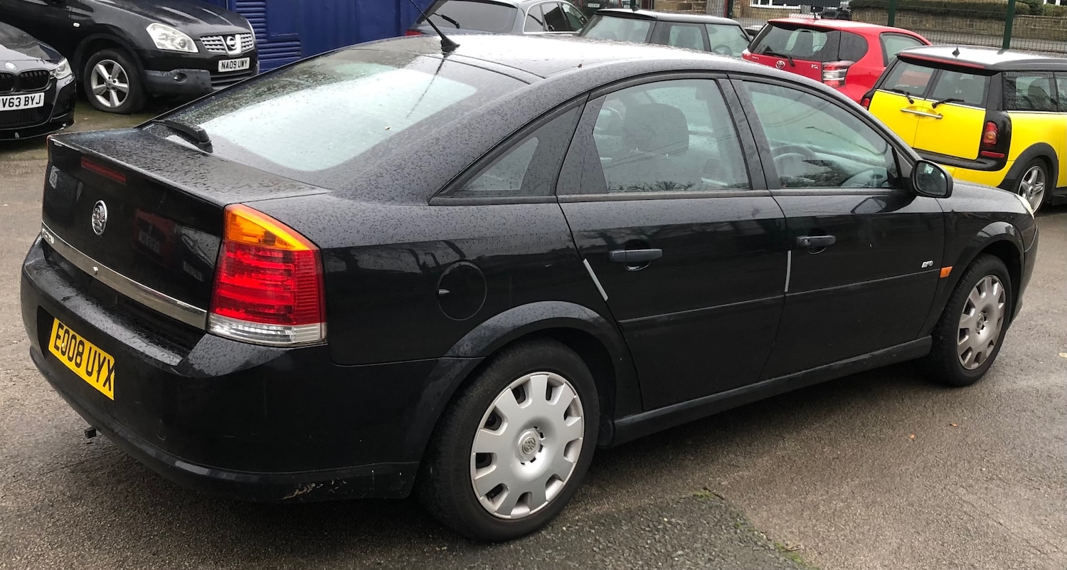 Used Vauxhall Vectra 2008 for sale - 76536908: Photo 4